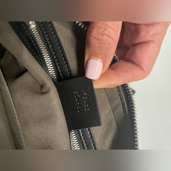 Gucci Wristlet - Picture 3 of 9